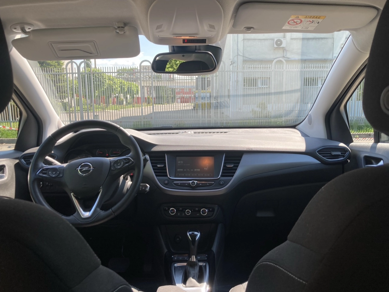 Opel Crossland SUV 2023