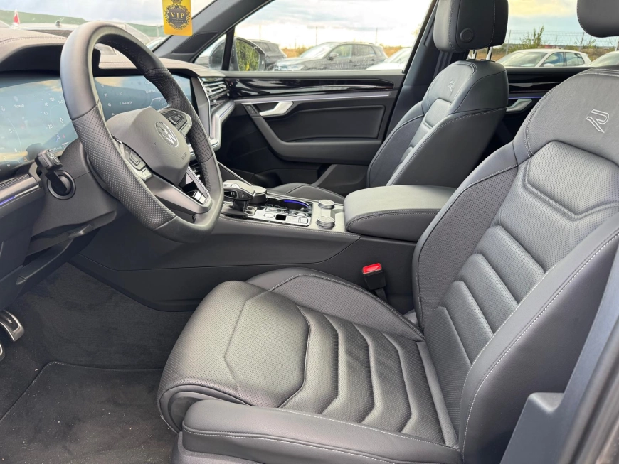 Volkswagen Touareg SUV 2026