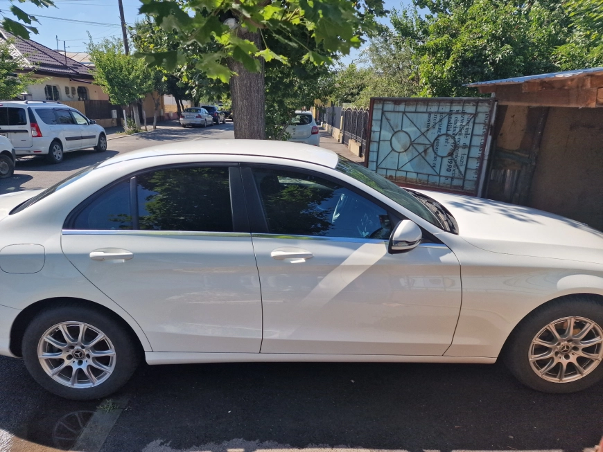 Mercedes-Benz C180 Sedan 2018