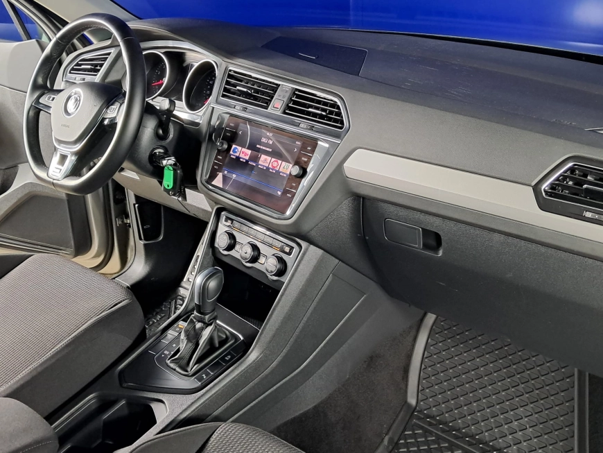 VOLKSWAGEN TIGUAN TRENDLINE 1.5TSI ACT DSG 150CP 2020