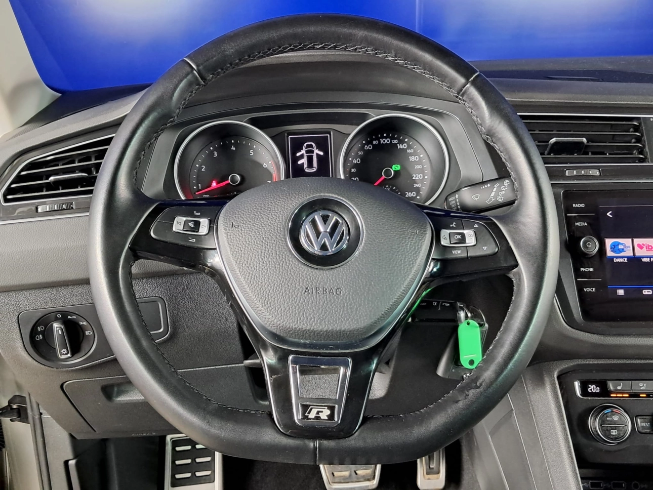 VOLKSWAGEN TIGUAN TRENDLINE 1.5TSI ACT DSG 150CP 2020