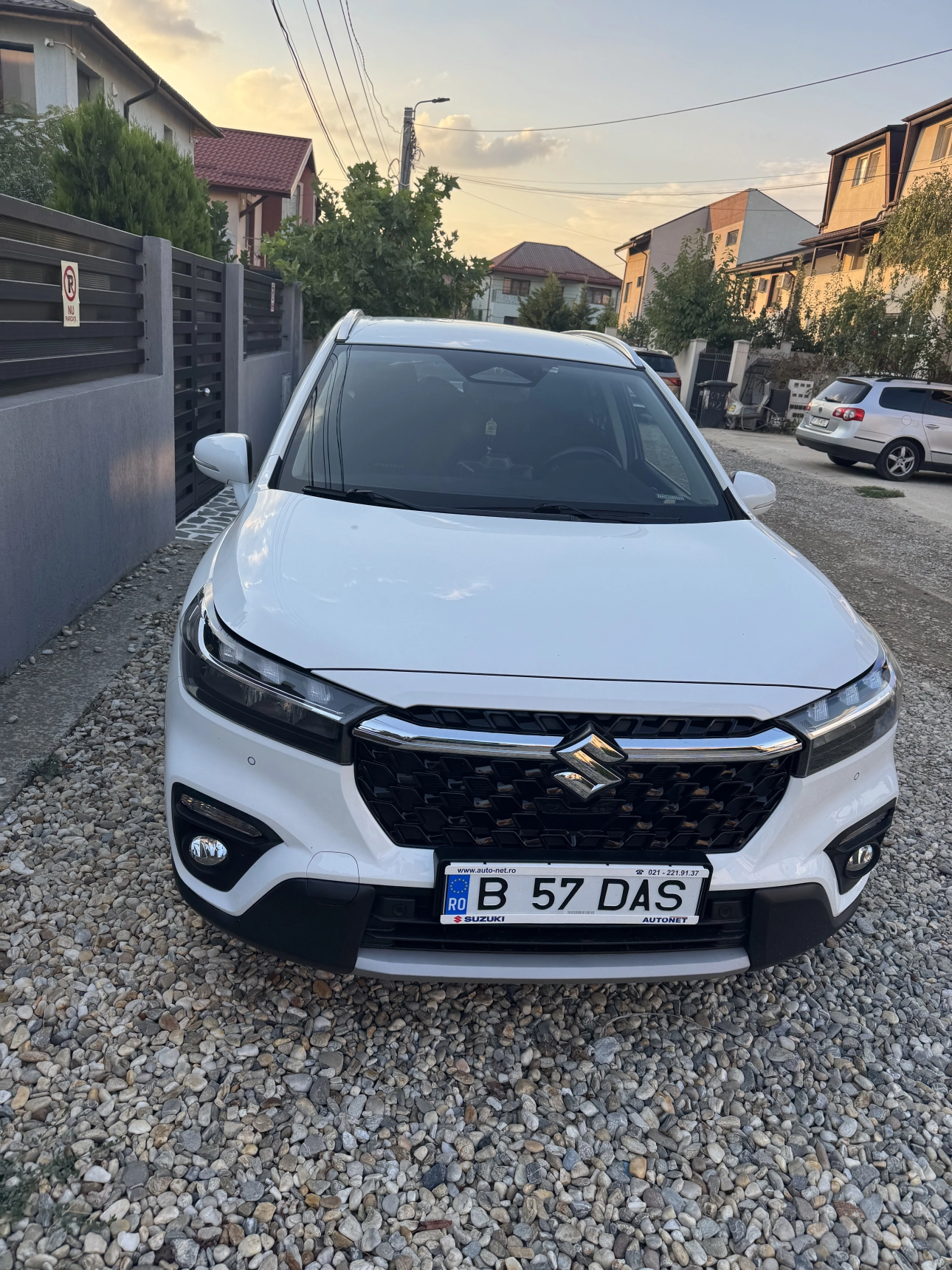 Suzuki s-cross Compact SUV 2025