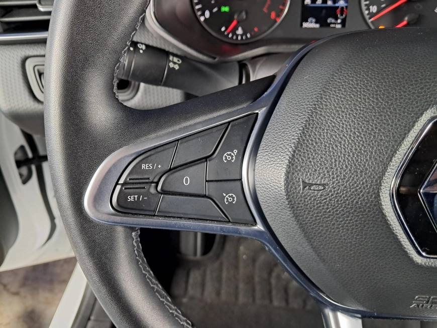 RENAULT CLIO CLIO V 1.0TCE 91CP 2022