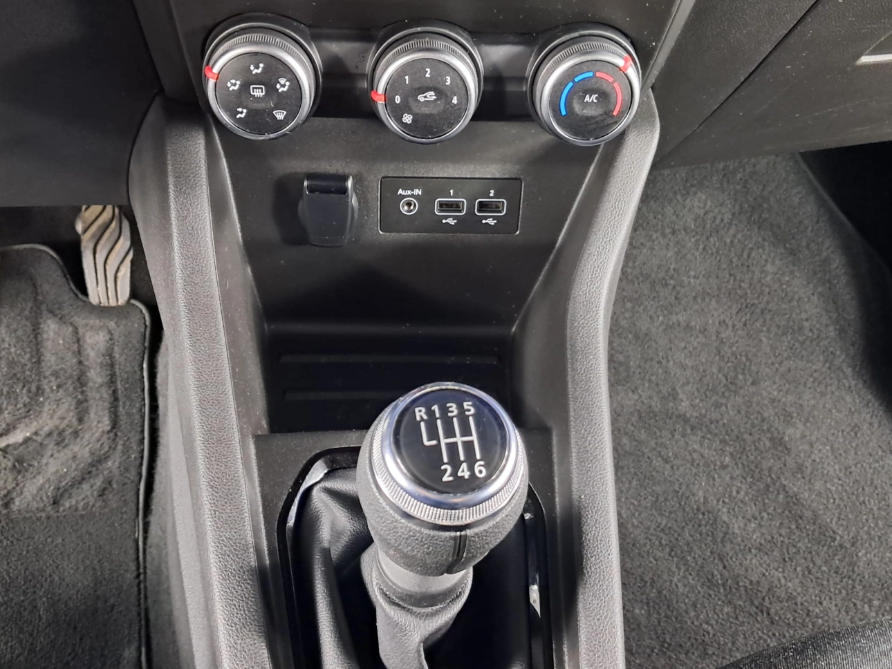RENAULT CLIO CLIO V 1.0TCE 91CP 2022