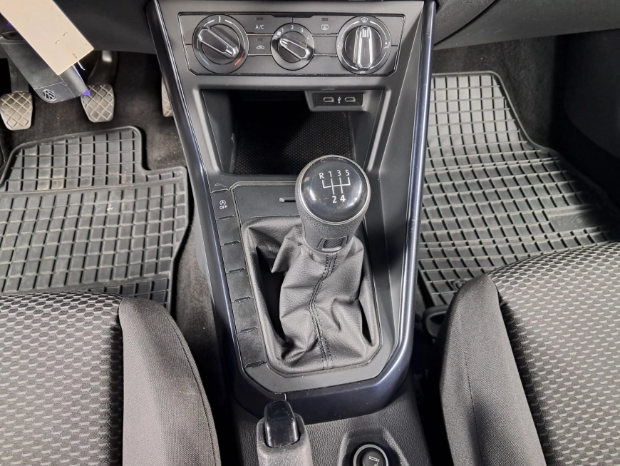 VOLKSWAGEN POLO LIFE 1.0TSI 80CP 2021