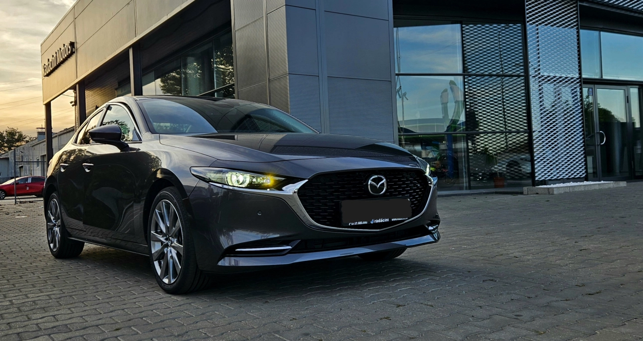 Mazda 3 Sedan 2024