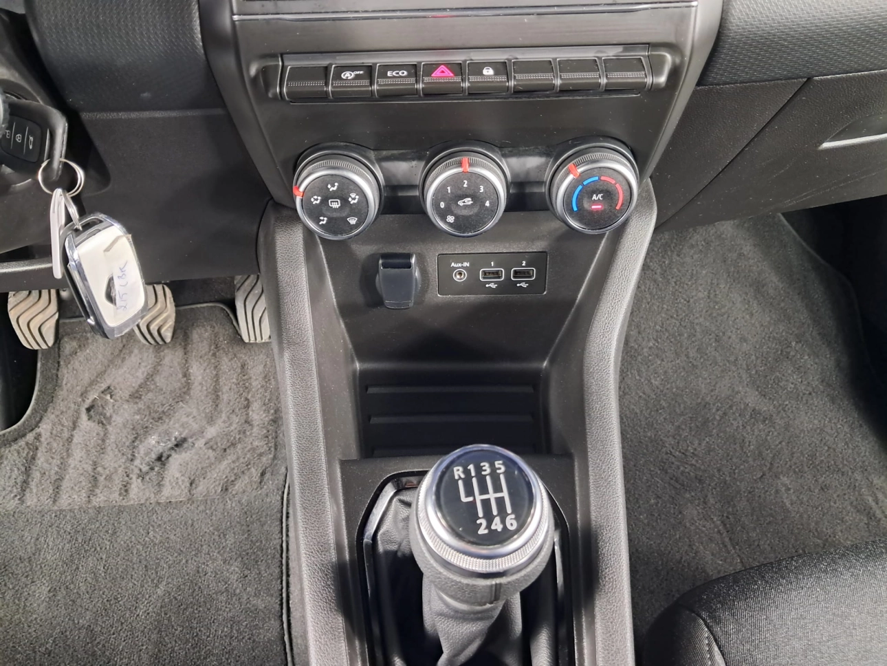RENAULT CLIO CLIO V 1.0TCE 91CP 2022
